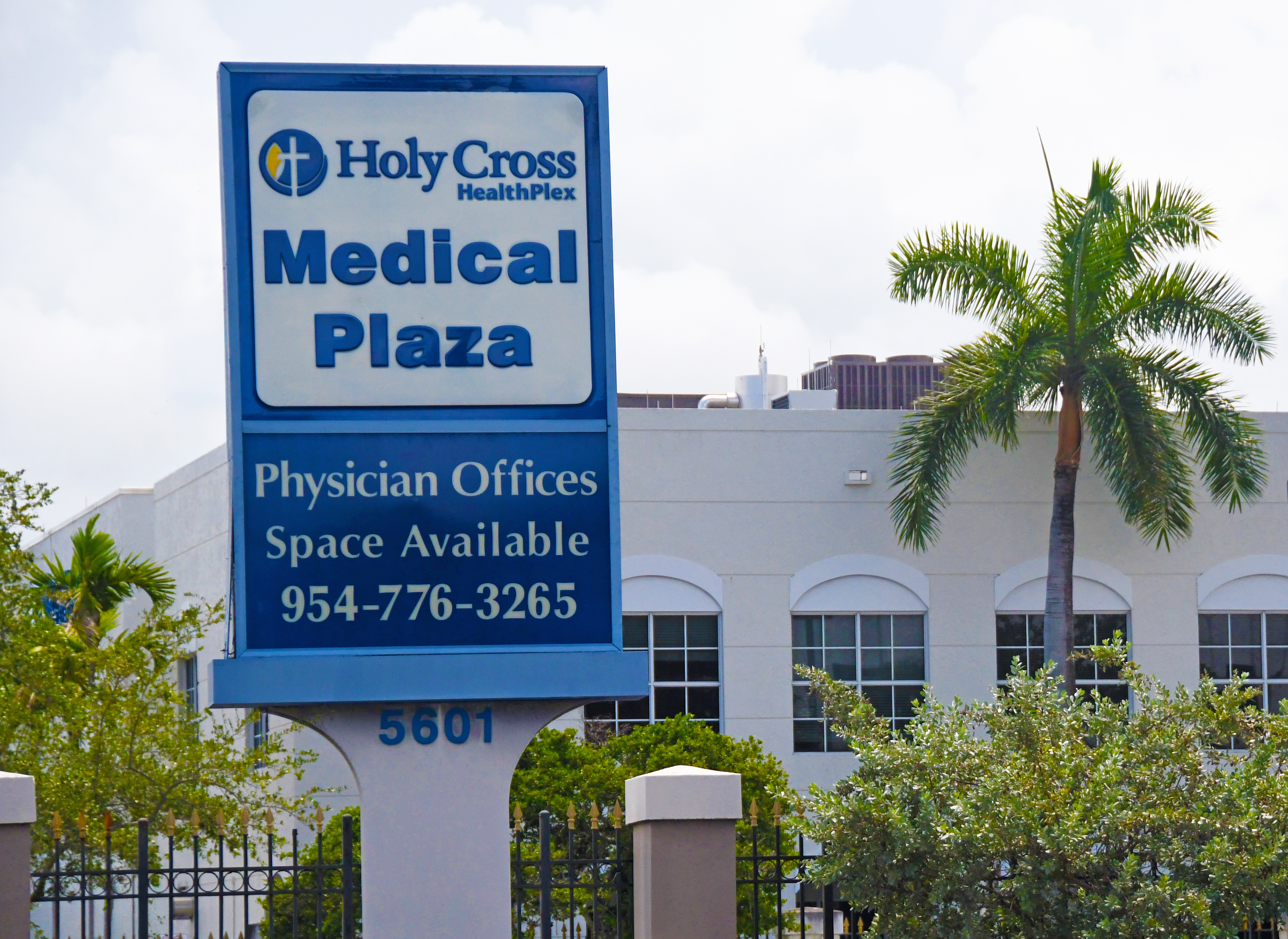 Holy Cross Medical Group - Oakland Park